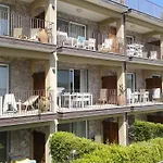 Aparthotel Oasis 4*