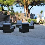 Oasis Aparthotel
