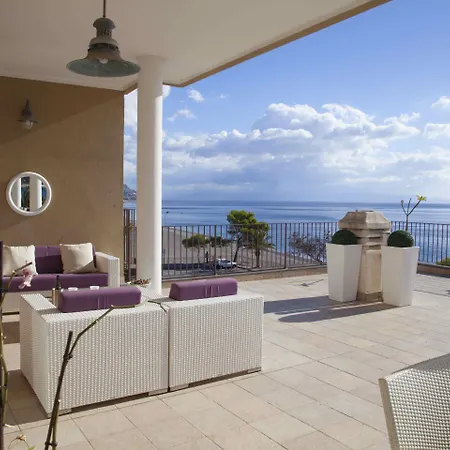 Oasis アパートホテル