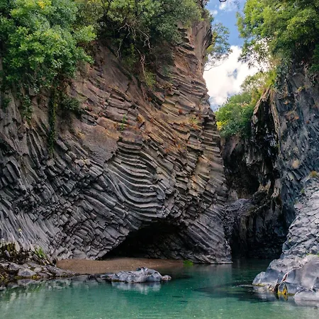 Oasis タオルミーナ