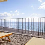 Ξενοδοχείο με διαμερίσματα Oasis 4*