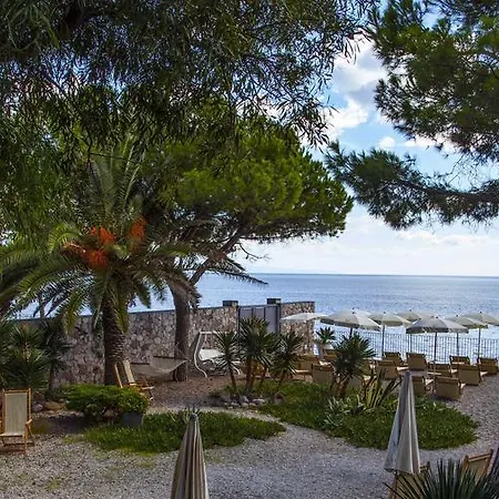 Oasis Apart Otel Taormina
